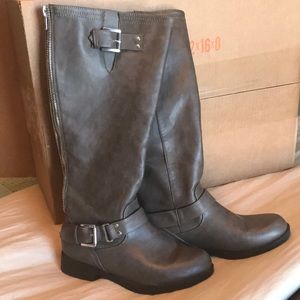 Gray riding boot